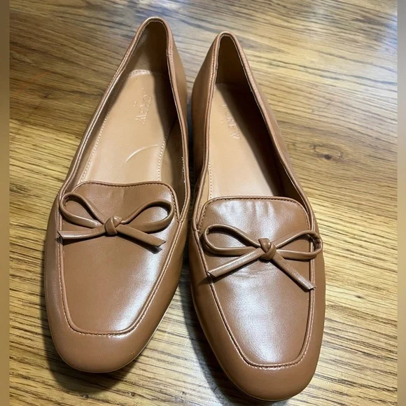 J. Crew Women's Bow Tan Loafer Size 9 - Picture 2 of 8